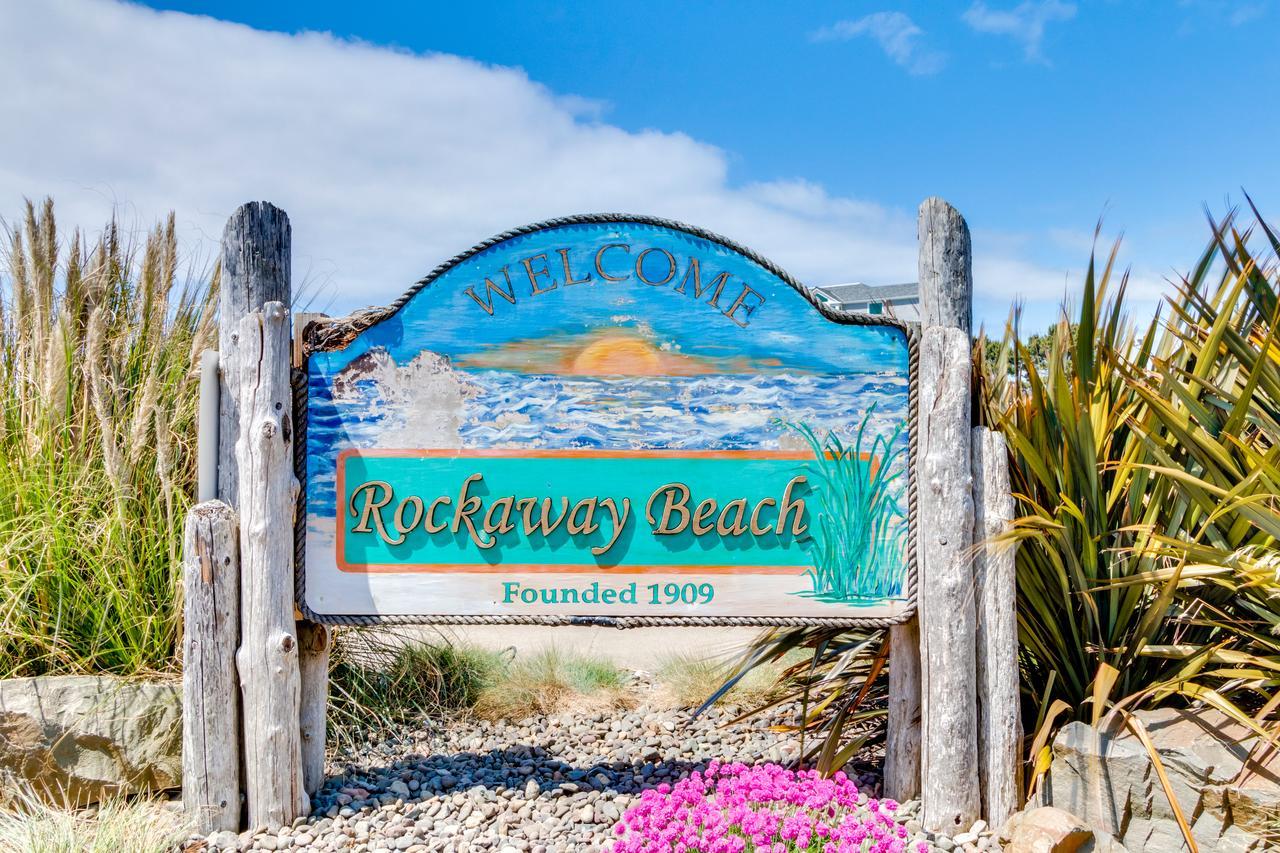 Ninos Al Mar Villa Rockaway Beach Exterior photo